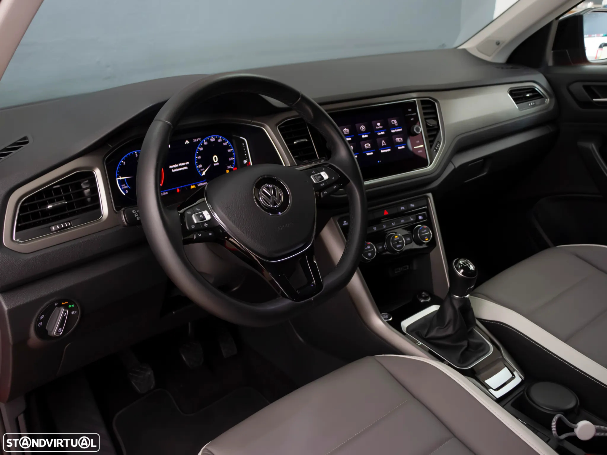 VW T-Roc 1.6 TDI Beats - 17