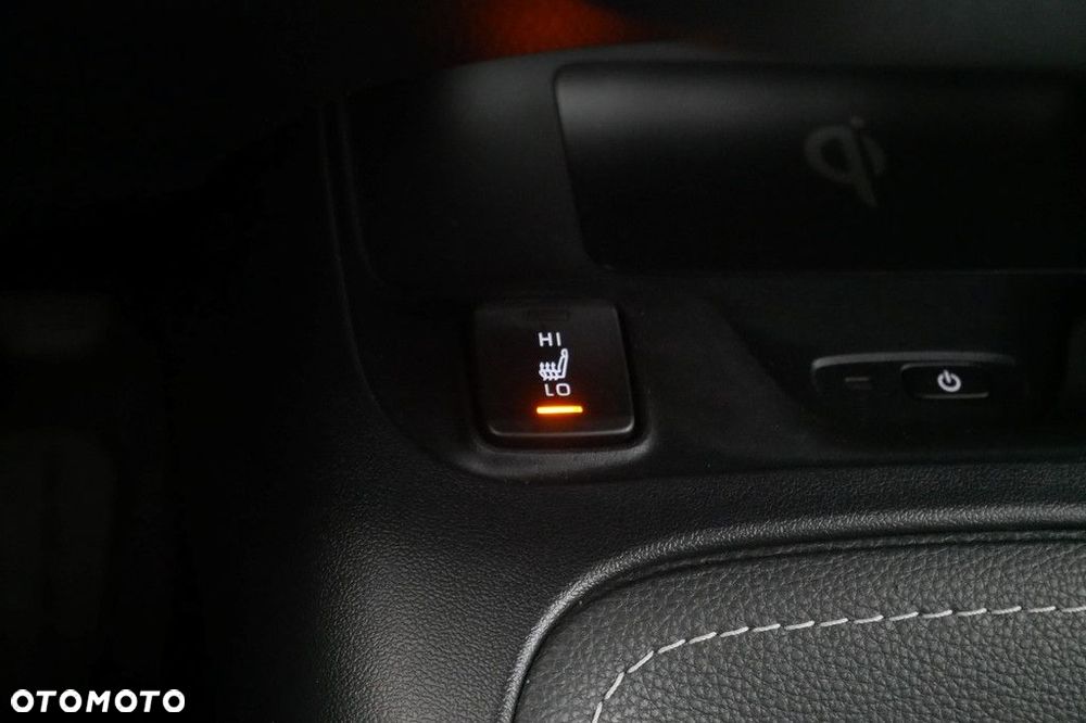 Toyota Corolla 1.8 Hybrid Style - 22