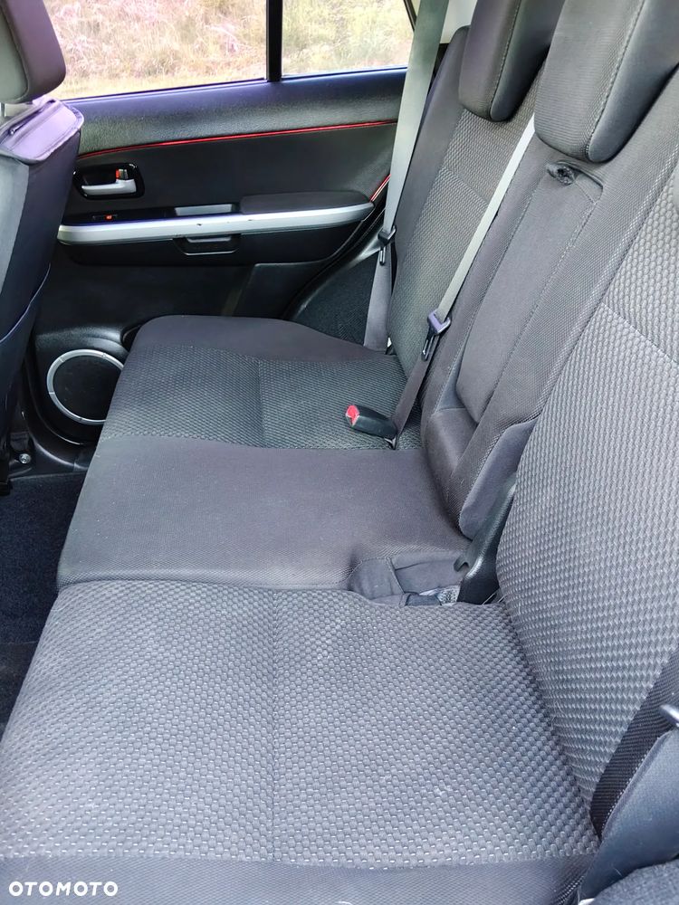 Suzuki Grand Vitara 1.9 DDiS - 6