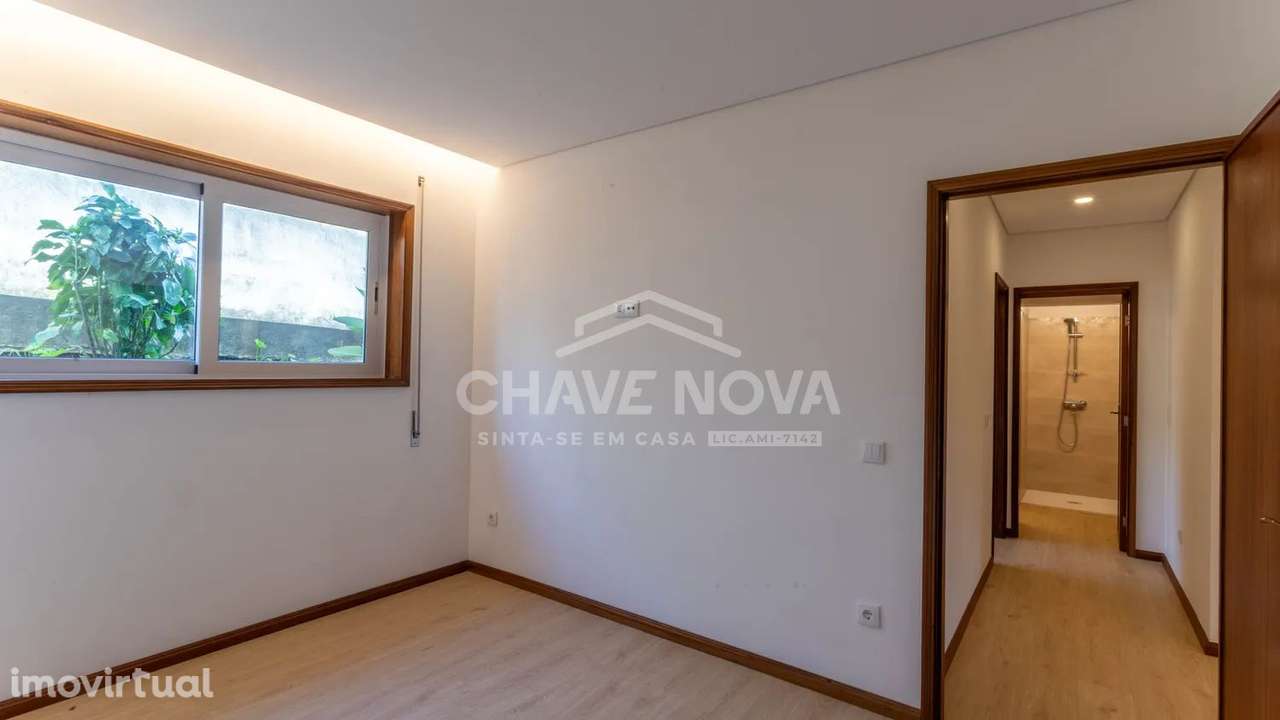 T3 totalmente renovado com terraço e garagem , Gaia (RTP) - Grande imagem: 3/31