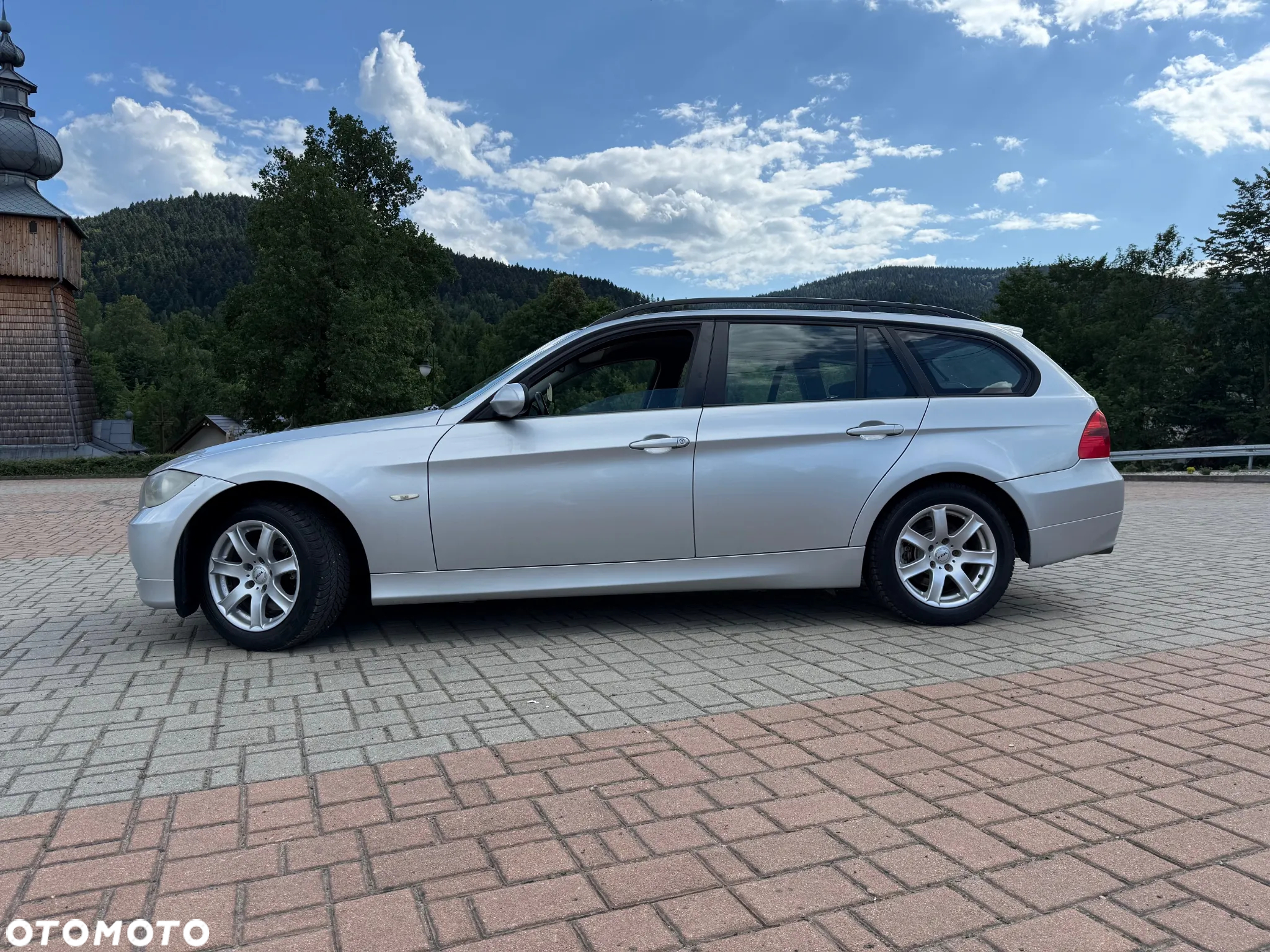 BMW Seria 3 320d DPF Touring - 4
