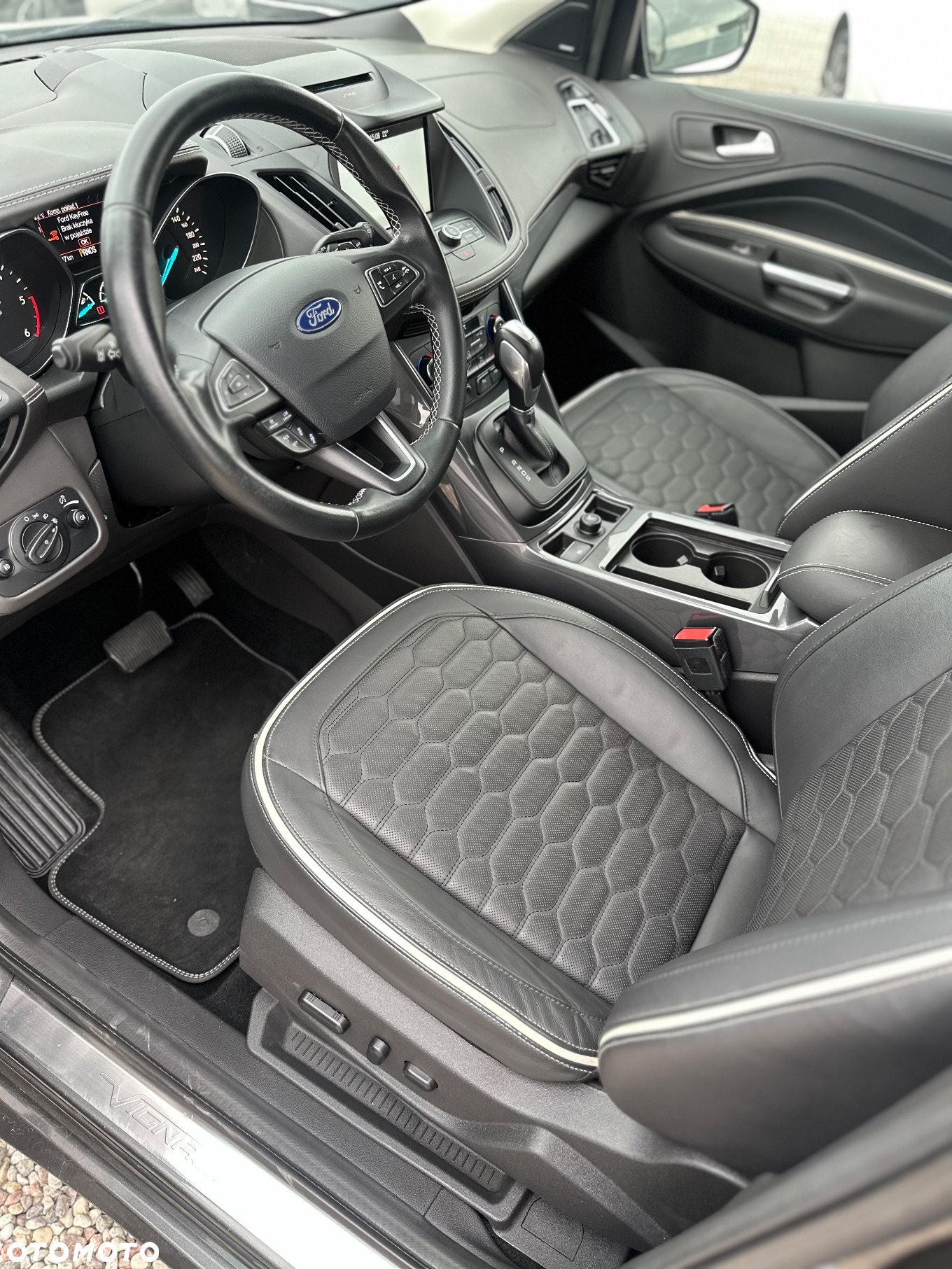 Ford Kuga 2.0 TDCi 4x4 Vignale - 6