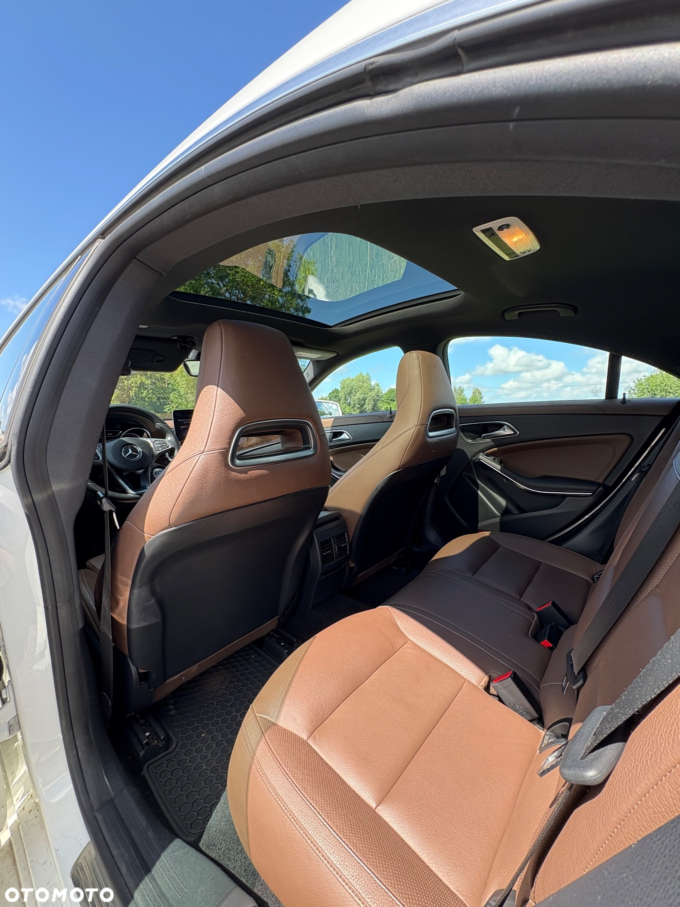 Mercedes-Benz CLA 250 7G-DCT - 10