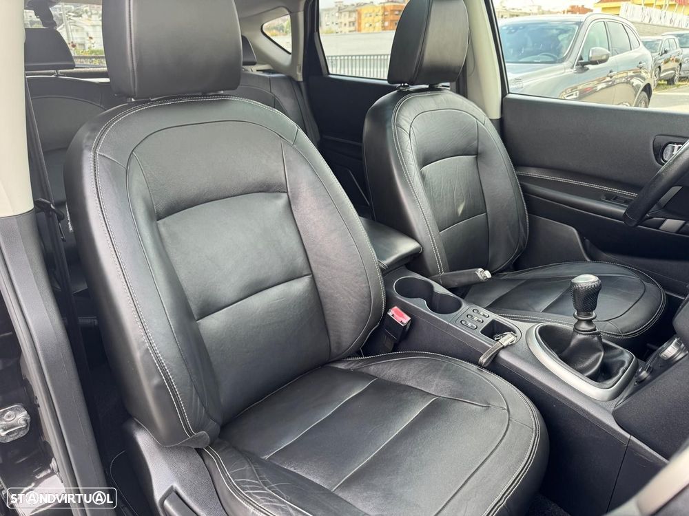 Nissan Qashqai 1.5 dCi Tekna Premium 18 - 16
