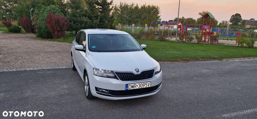 Skoda RAPID Spb 1.0 TSI Clever - 32