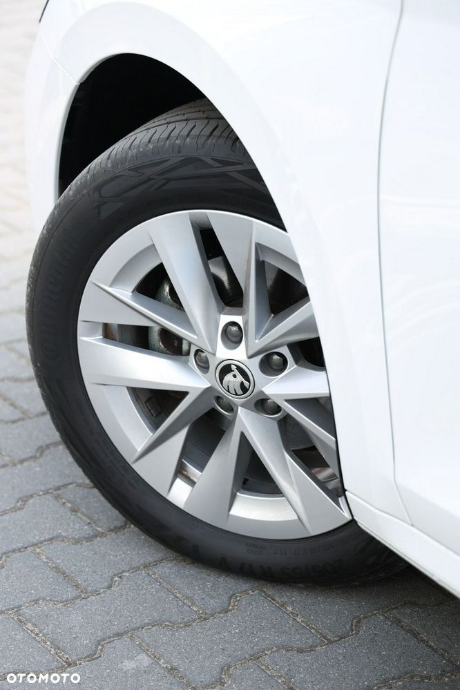 Skoda Octavia 1.5 TSI Selection - 11