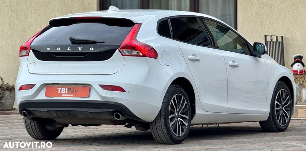 Volvo V40 D2 Linje You! - 9