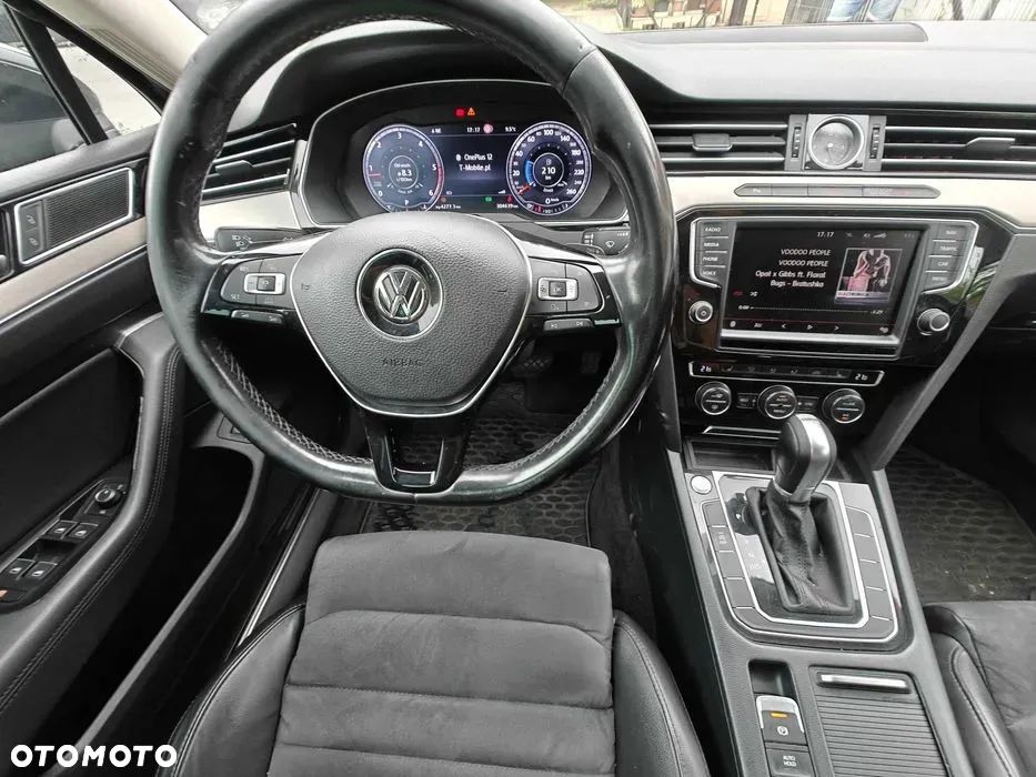 Volkswagen Passat 2.0 TDI SCR Highline DSG - 6