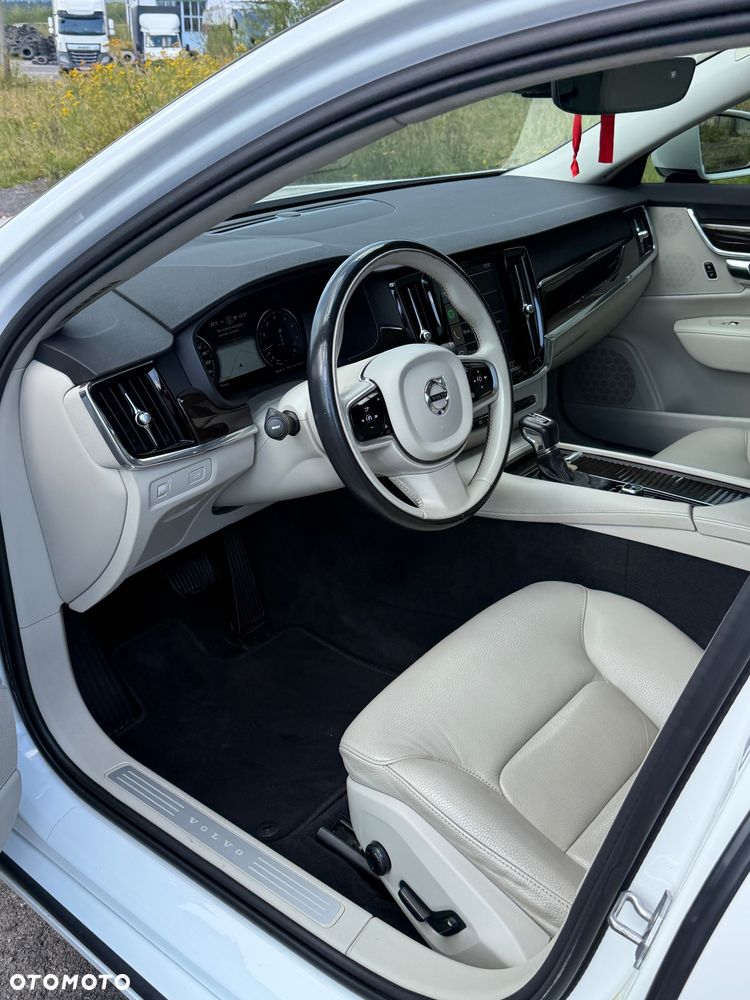 Volvo S90 T6 AWD Momentum - 13