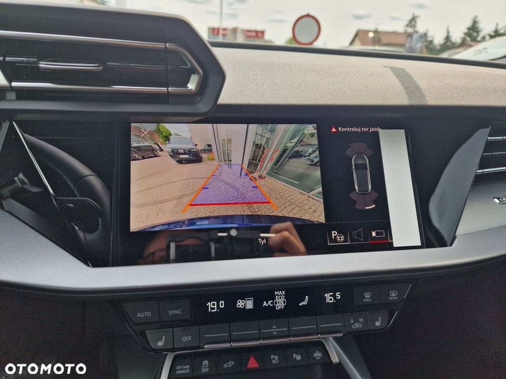 Audi A3 Sportback - 17