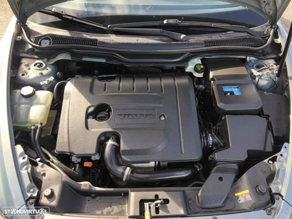 Volvo C30 1.6 D Drive 99g Momentum Start/Stop - 11