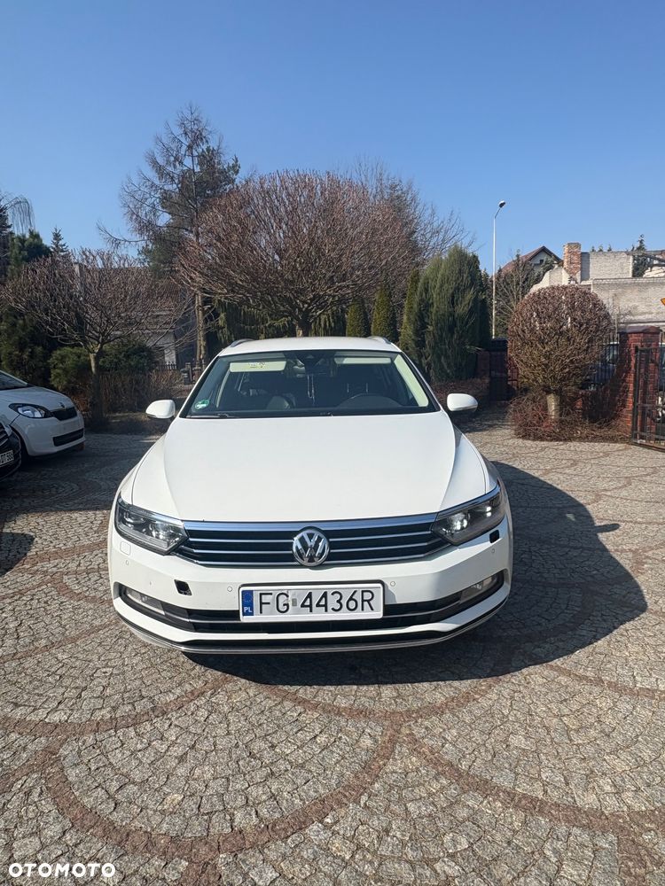Volkswagen Passat 2.0 TDI BMT Comfortline DSG - 4