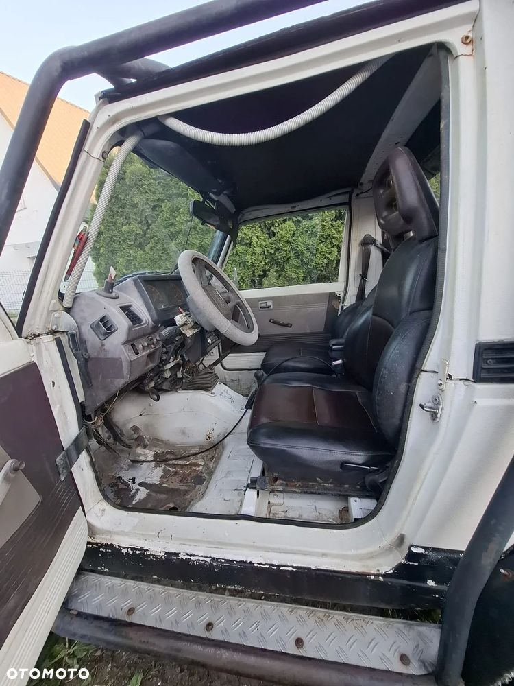 Suzuki Samurai - 11