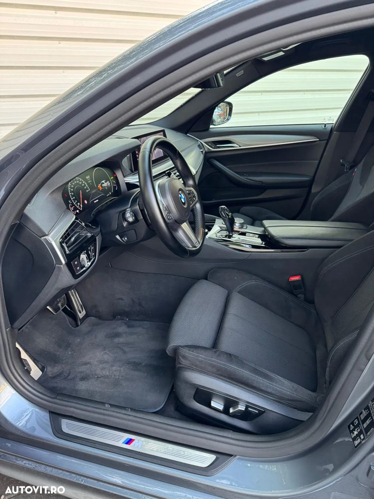 BMW Seria 5 530d xDrive AT - 14