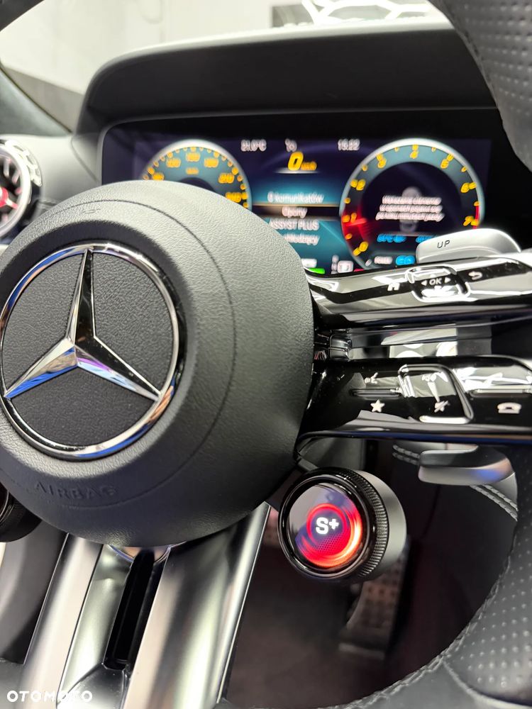 Mercedes-Benz AMG GT 43 4-Matic+ - 11