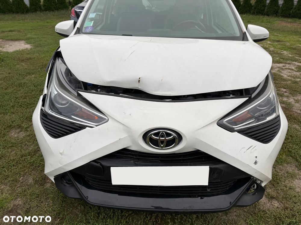 Toyota Aygo x - 2