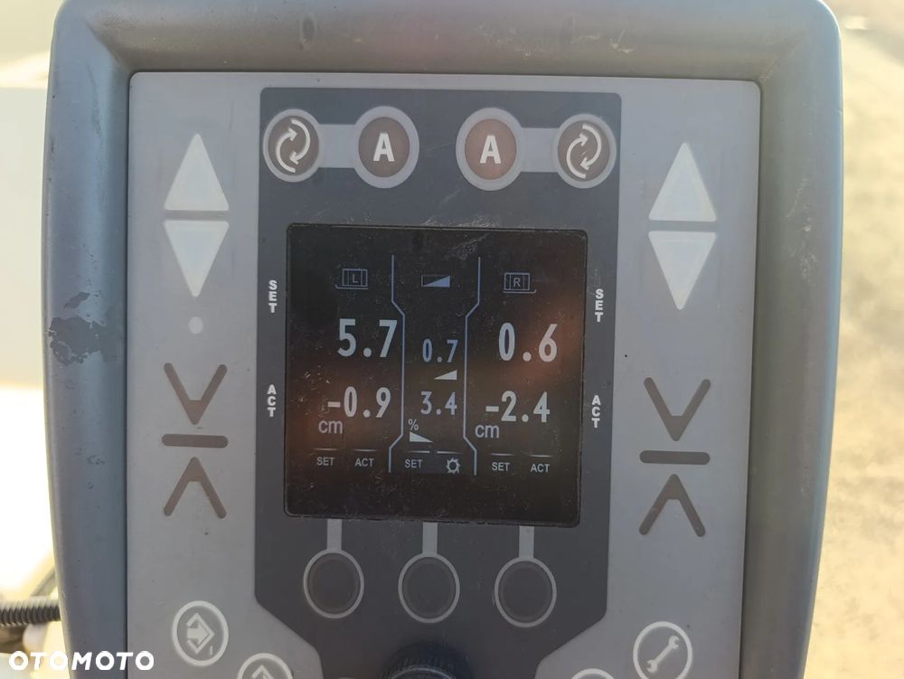 Wirtgen W 100 CFi - 12