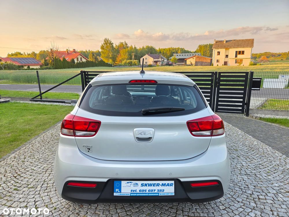 Kia Rio 1.2 M - 9