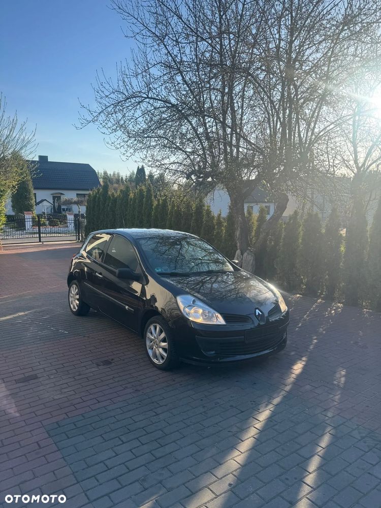 Renault Clio - 3