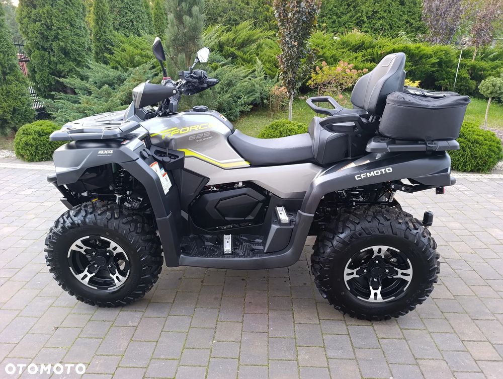 CFMoto CForce - 8