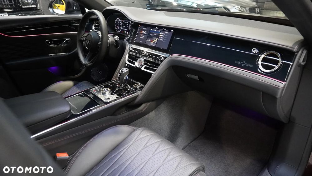 Bentley Flying Spur V8 S - 8
