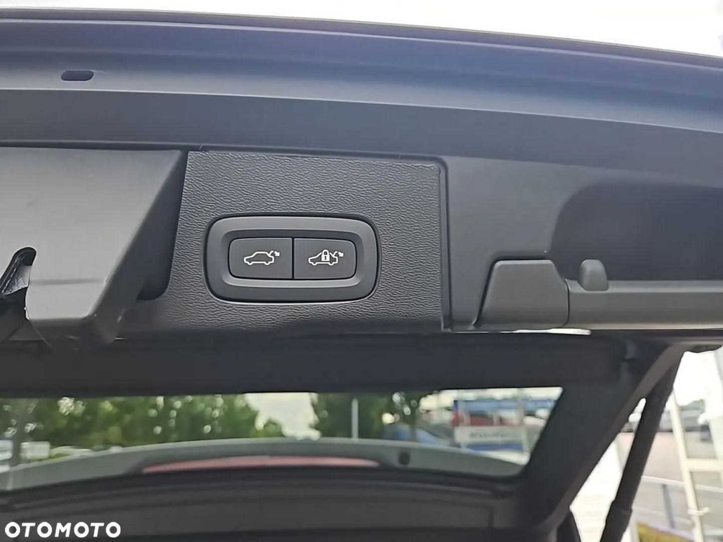 Volvo XC 60 B5 B AWD Ultra Black Edition - 34