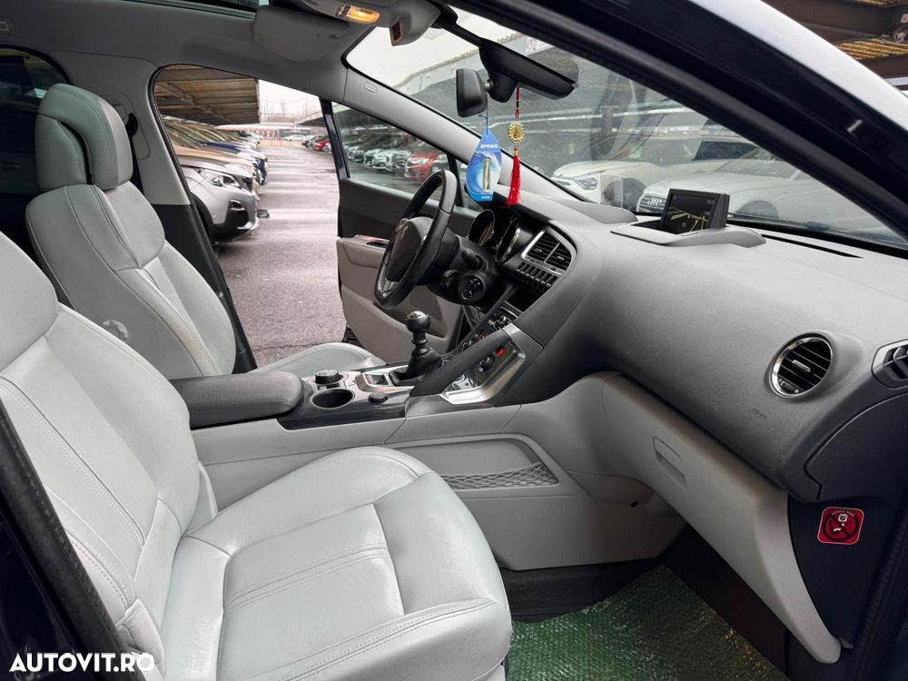 Peugeot 3008 155 THP Platinum - 17