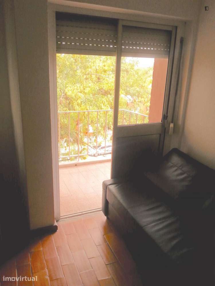 Quarto - localizado em Olivais Lisbon - Grande imagem: 2/4