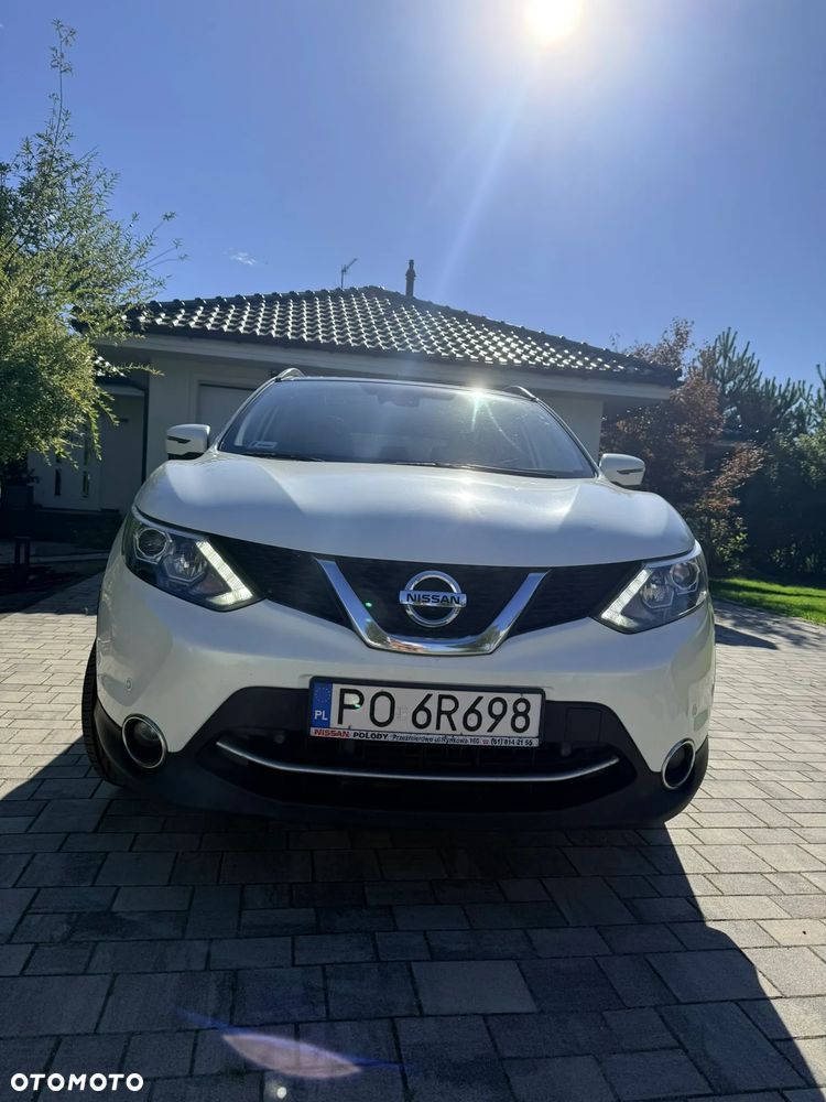 Nissan Qashqai 1.6 DIG-T Tekna - 1
