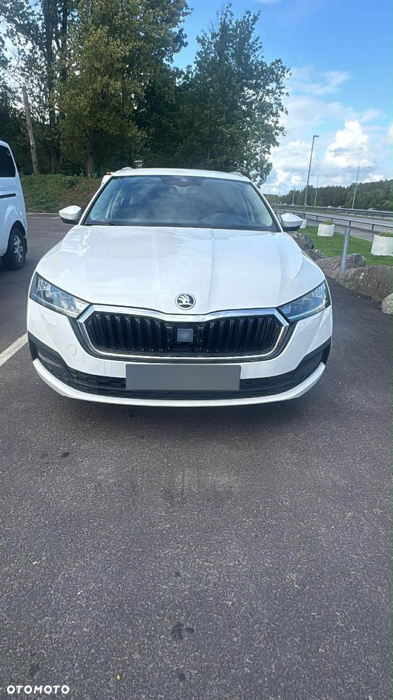 Skoda Octavia - 3