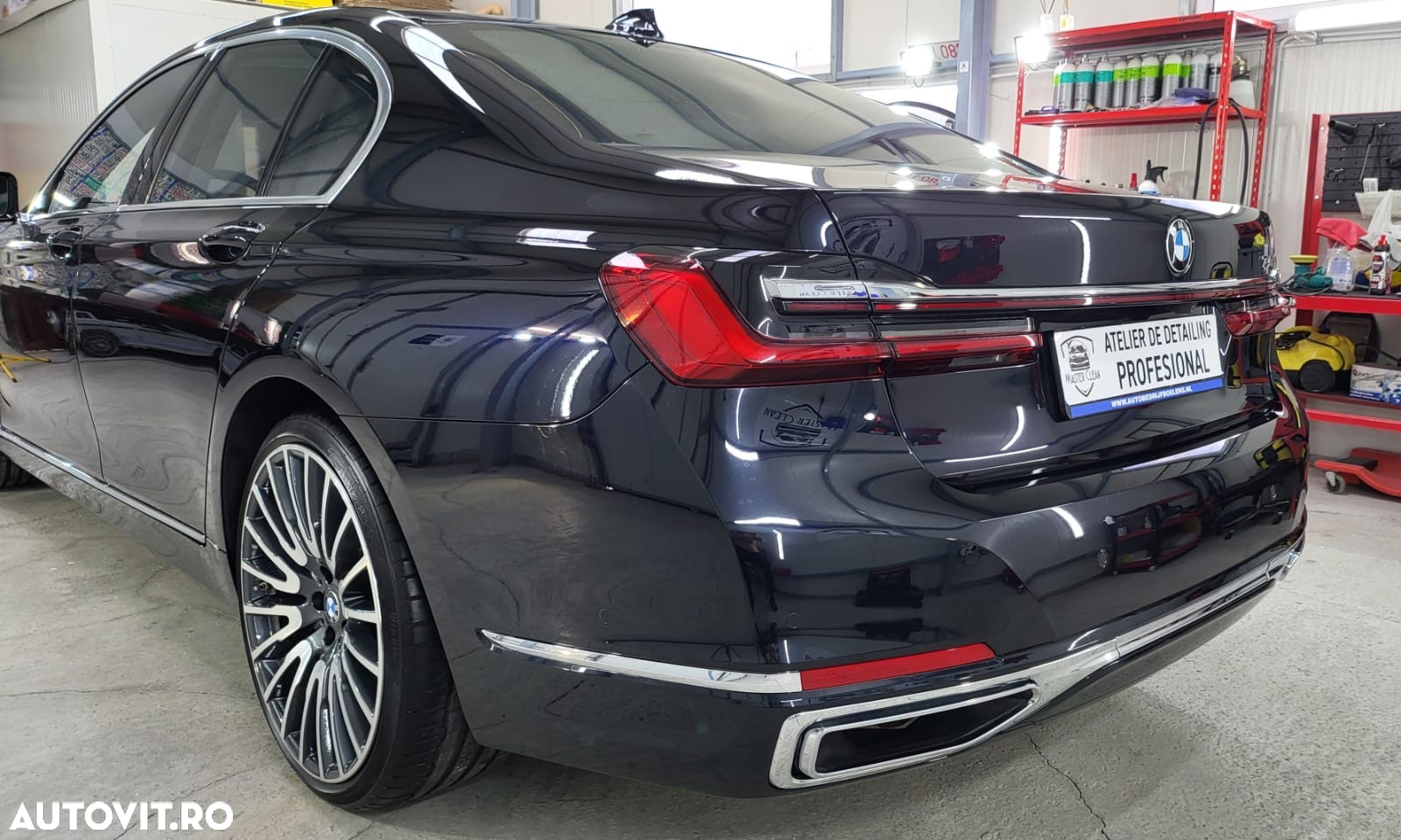 BMW Seria 7 740i - 5