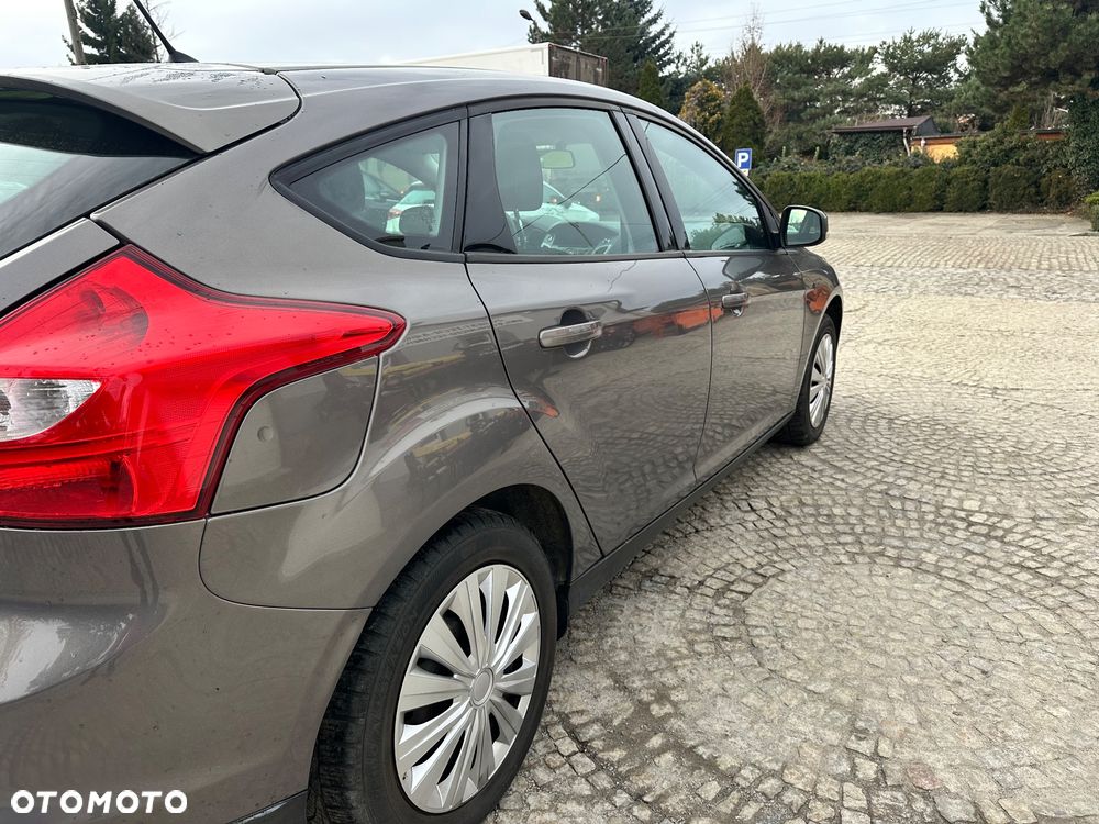 Ford Focus 1.6 Ambiente Start - 12