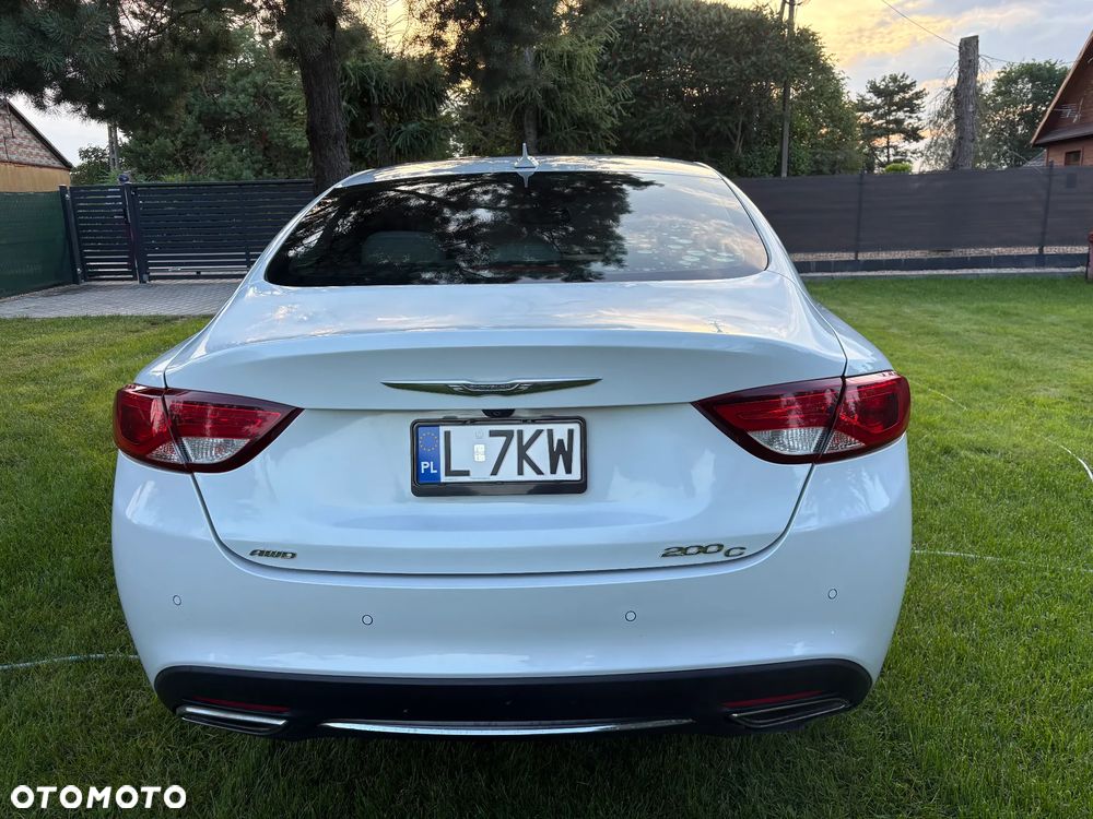 Chrysler 200 - 5