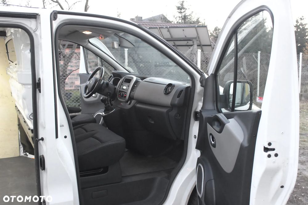 Renault Trafic - 11