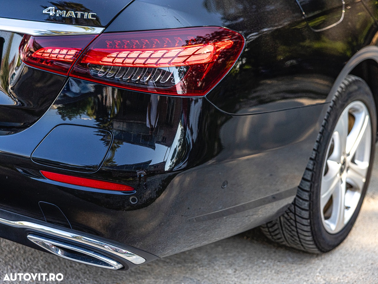 Mercedes-Benz E 300 de 4MATIC Aut. - 29