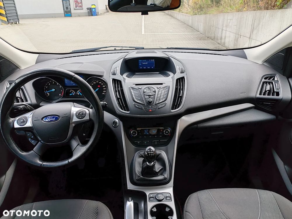 Ford Kuga 1.5 EcoBoost 2x4 Business Edition - 14