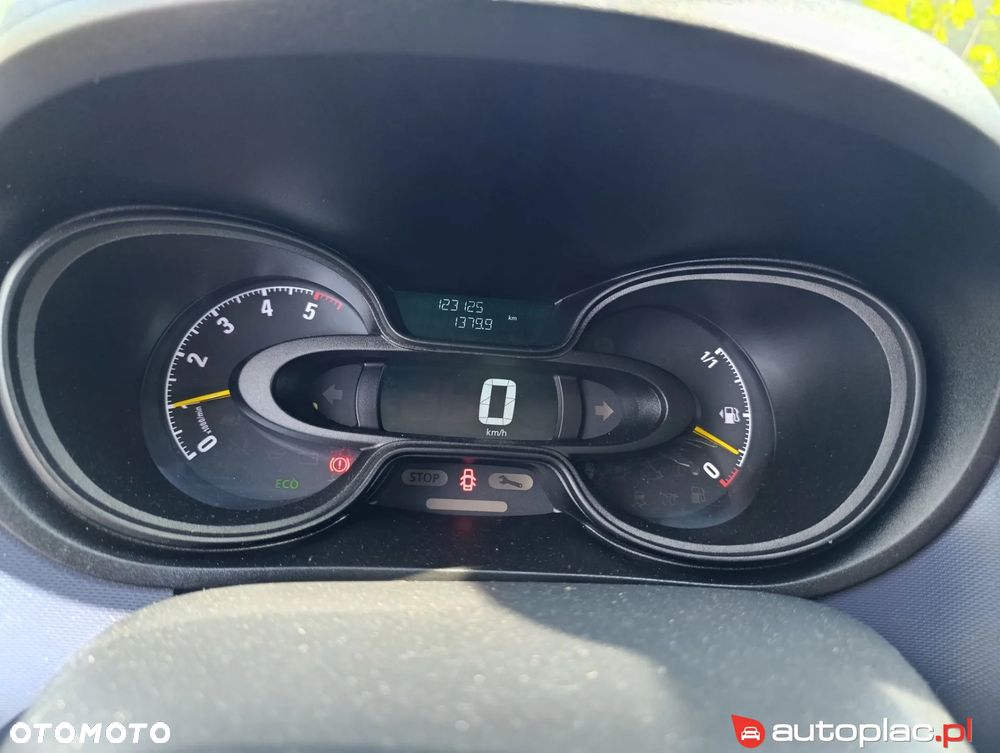 Opel VIVARO - 15