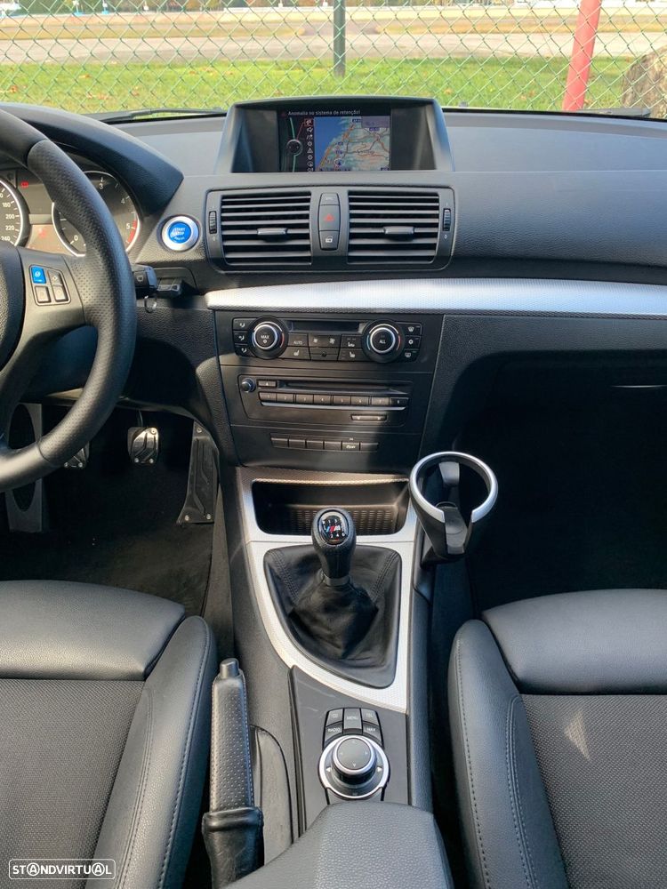 BMW 118 d Pack M - 27