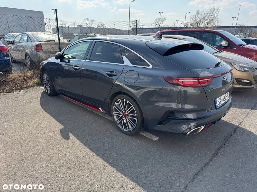Kia ProCeed - 7