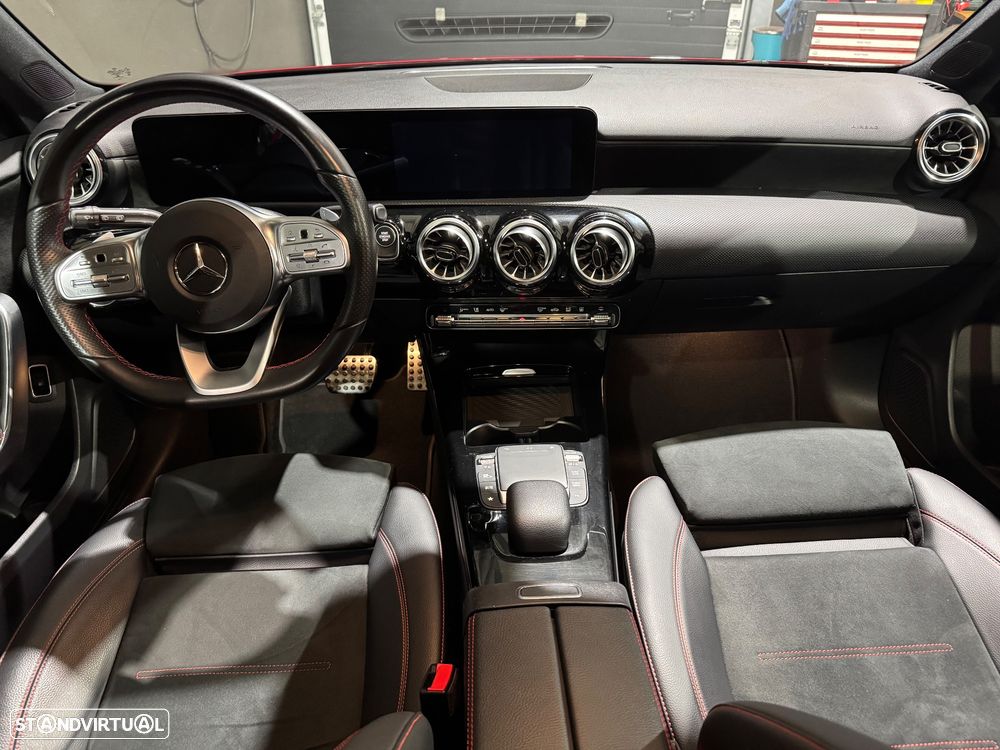 Mercedes-Benz A 250 e AMG Line - 24