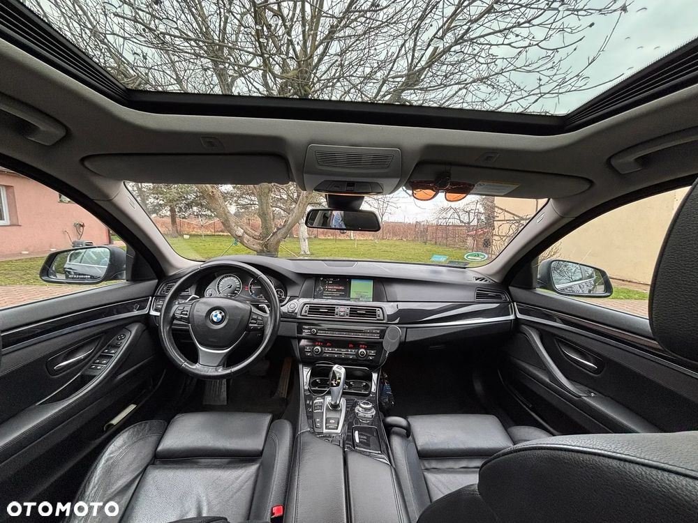 BMW Seria 5 530d Sport-Aut - 9