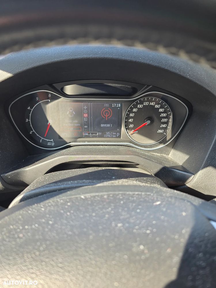 FORD Mondeo 2013 — imagine 19