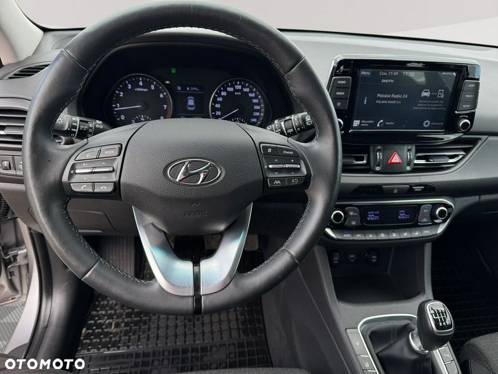 Hyundai i30 1.5 T-GDI 48V Smart - 15
