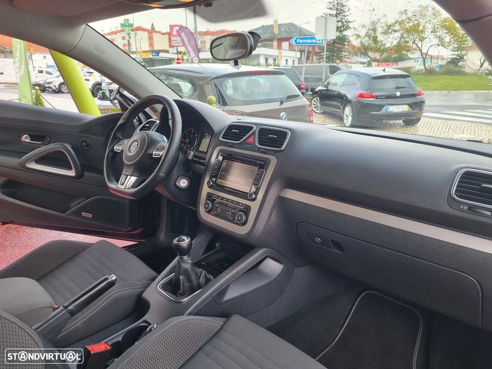 VW Scirocco 2.0 TDI Sport - 29