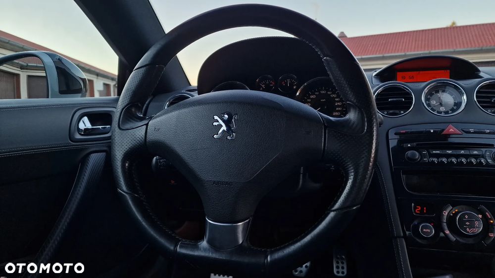 Peugeot RCZ 2.0 HDi FAP 160 - 22