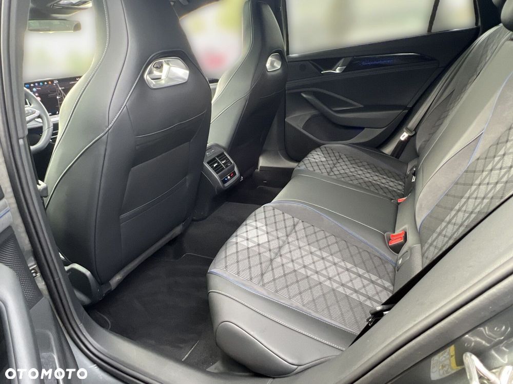 Volkswagen Passat 2025