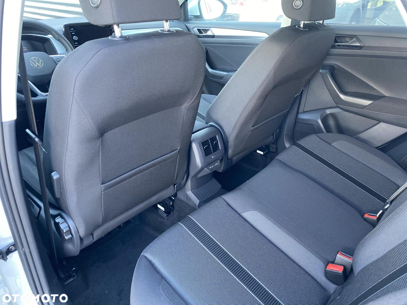 Volkswagen T-Roc - 20