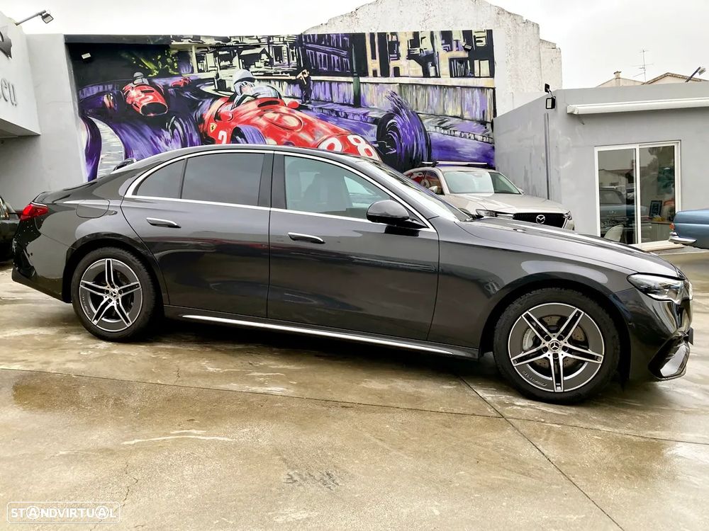 Mercedes-Benz E 300 e AMG Line - 2