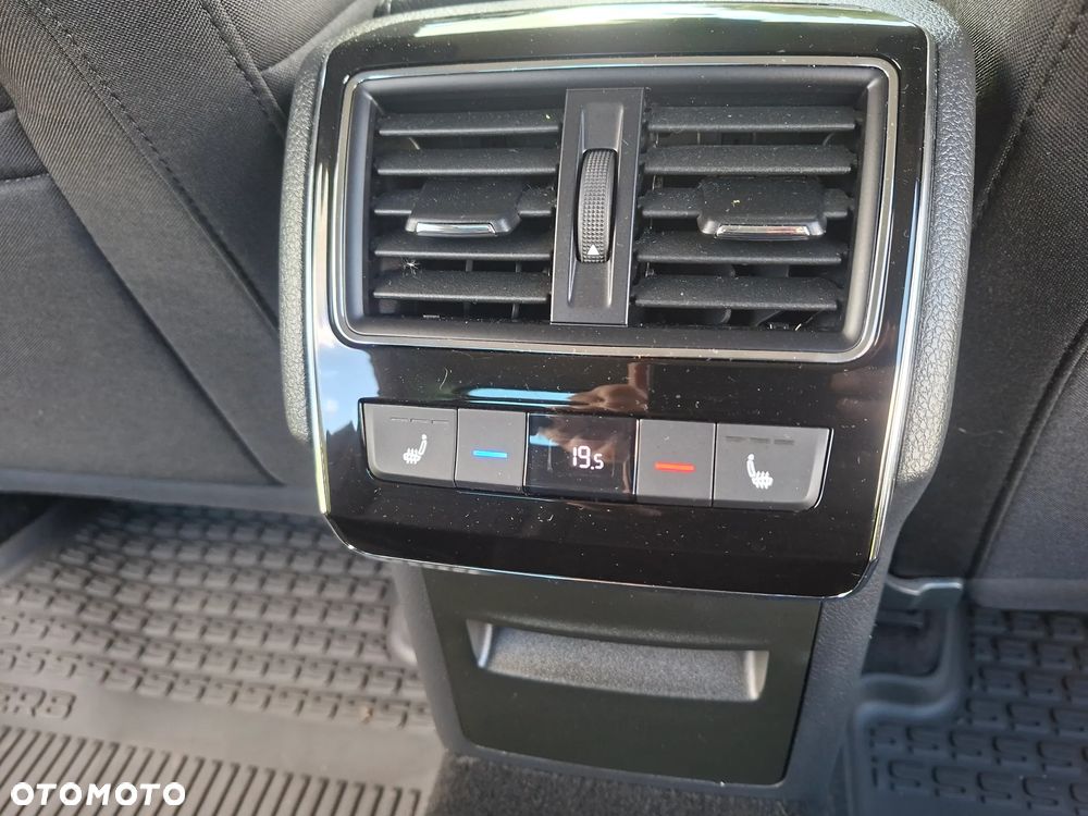Skoda Superb 1.5 TSI Active DSG - 20