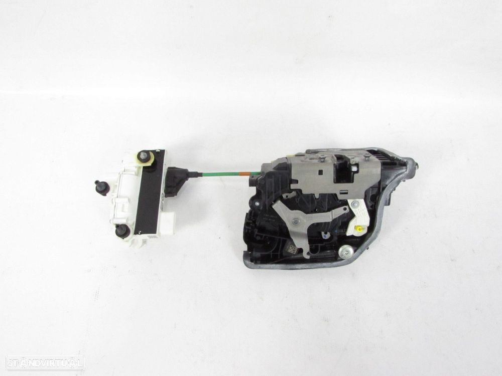Fecho da porta Esquerdo/Frente Seminovo/ Original BMW 5 (G30, F90)/BMW 5 Touring... - 3